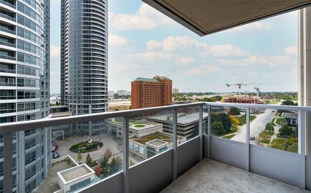 1002 - 151 Village Green Sq, Condo with 2 bedrooms, 2 bathrooms and 1 parking in Toronto ON | Image 11