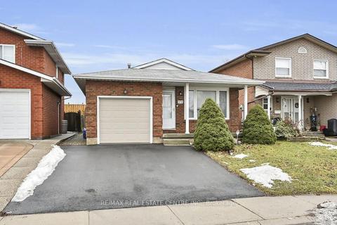 374 Limeridge Rd E, House detached with 4 bedrooms, 2 bathrooms and 3 parking in Hamilton ON | Card Image