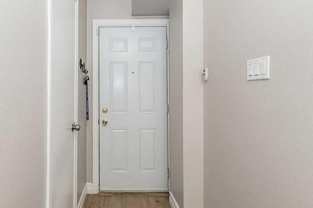 e - 304 Bluevale St, Condo with 3 bedrooms, 2 bathrooms and 2 parking in Waterloo ON | Image 34