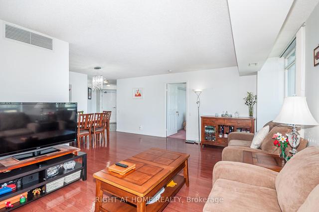 2703 - 33 Empress Ave, Condo with 2 bedrooms, 2 bathrooms and 1 parking in Toronto ON | Image 2