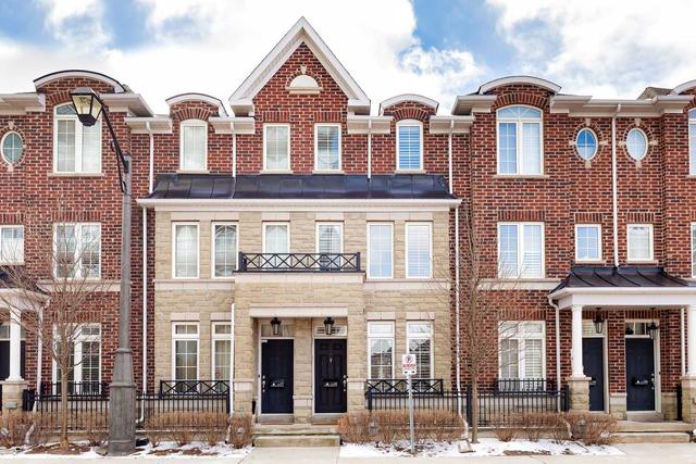 98 - 117a The Queensway Ave, Townhouse with 3 bedrooms, 2 bathrooms and 2 parking in Toronto ON | Image 1