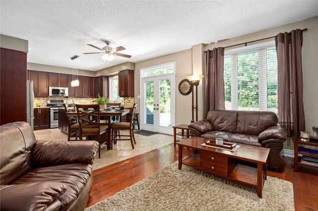 1051 Nantyr Dr, House detached with 4 bedrooms, 4 bathrooms and 6 parking in Innisfil ON | Image 7