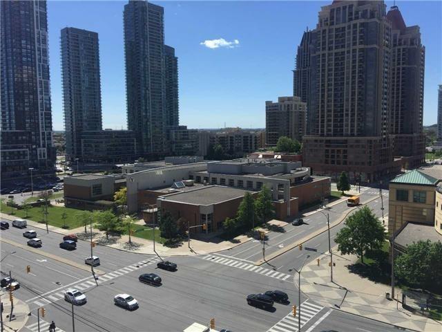 1002 - 310 Burnhamthorpe Rd W, Condo with 2 bedrooms, 2 bathrooms and 1 parking in Mississauga ON | Image 3