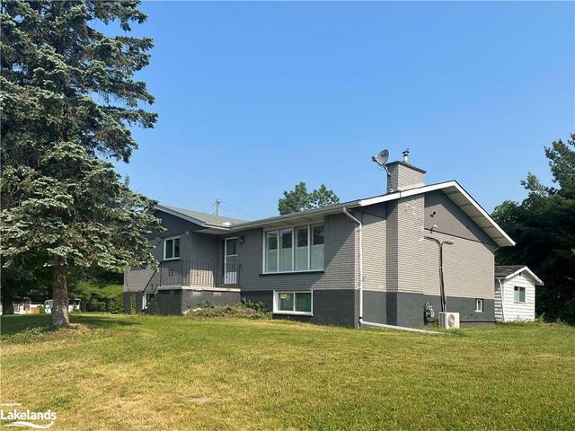 13 Edward Street, House detached with 3 bedrooms, 3 bathrooms and null parking in Parry Sound ON | Image 1