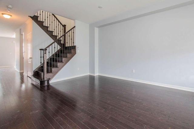 80 Ledger Point Cres, House attached with 4 bedrooms, 3 bathrooms and 2 parking in Brampton ON | Image 5