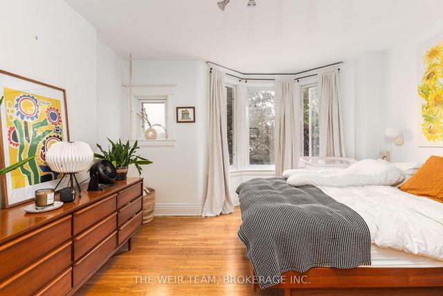 49 Alton Ave, House semidetached with 2 bedrooms, 3 bathrooms and 1 parking in Toronto ON | Image 3