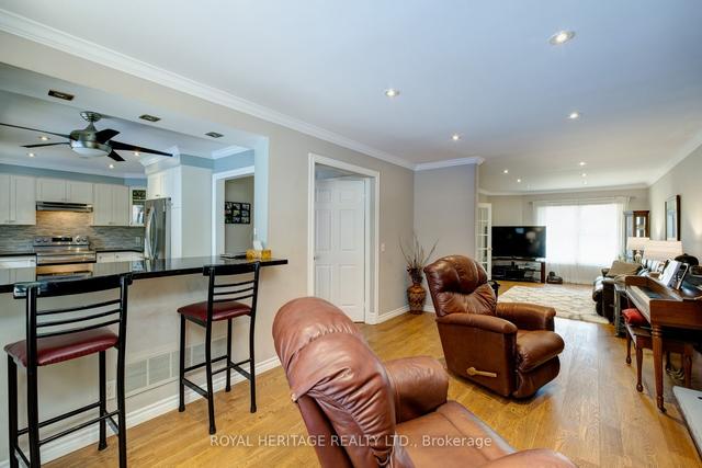 1512 Boyne Crt, House detached with 4 bedrooms, 3 bathrooms and 4 parking in Pickering ON | Image 2