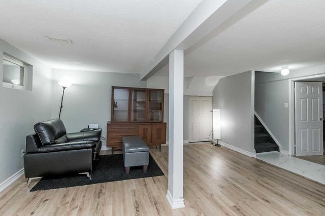 731 Balmoral Dr, House detached with 3 bedrooms, 2 bathrooms and 6 parking in Brampton ON | Image 15
