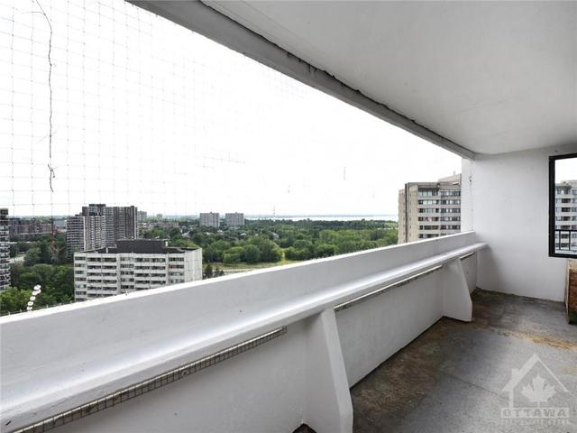 1907 - 1171 Ambleside Drive, Condo with 2 bedrooms, 1 bathrooms and 1 parking in Ottawa ON | Image 11