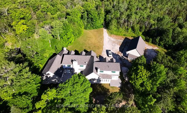 13768 Highway 6, House detached with 4 bedrooms, 10 bathrooms and 0 parking in Assiginack ON | Image 8
