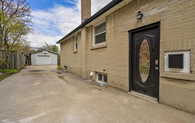 13 Admiral Rd, House detached with 2 bedrooms, 2 bathrooms and 3 parking in Ajax ON | Image 22