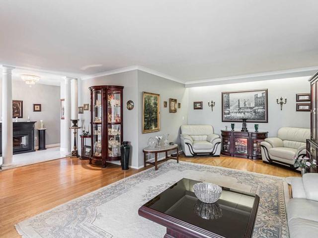 75 Rockford Rd, House detached with 3 bedrooms, 5 bathrooms and 7 parking in Toronto ON | Image 29