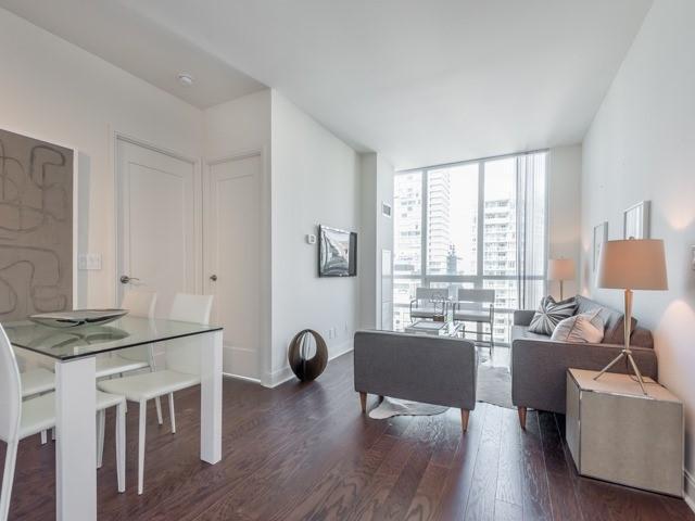 1001 - 825 Church St, Condo with 2 bedrooms, 2 bathrooms and 1 parking in Toronto ON | Image 2