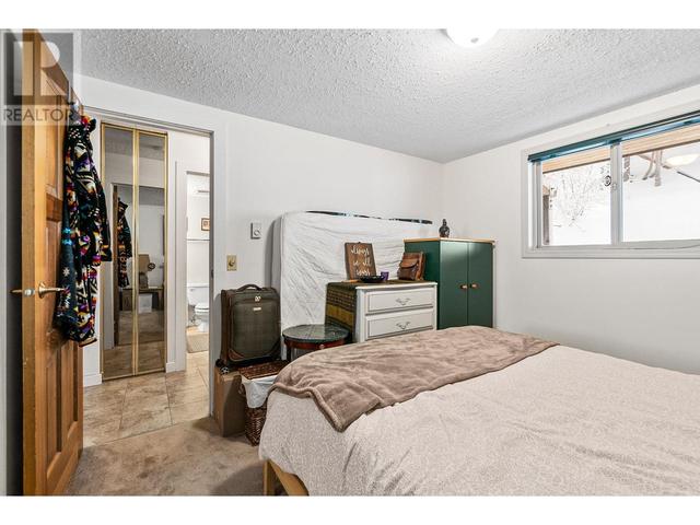 803 - 225 Clearview Road, House attached with 1 bedrooms, 2 bathrooms and 2 parking in Okanagan Similkameen I BC | Image 18