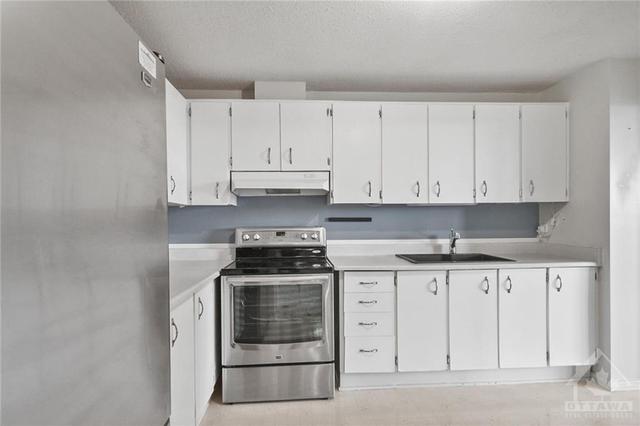 807 - 1465 Baseline Road, Condo with 2 bedrooms, 1 bathrooms and 1 parking in Ottawa ON | Image 13