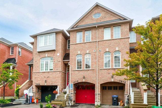 7070 Fairmeadow Cres, House attached with 3 bedrooms, 2 bathrooms and 2 parking in Mississauga ON | Image 12