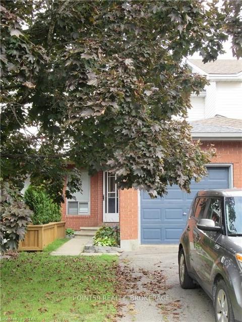 1443 Caravel Cres, , ON, K1E3P5 | Card Image
