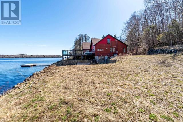 100 Chemin A Moise Road, House detached with 4 bedrooms, 2 bathrooms and null parking in Clare NS | Image 8