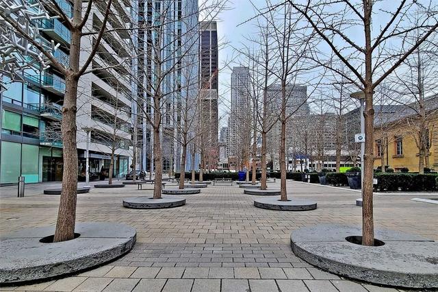 3311 - 1 Yorkville Ave, Condo with 2 bedrooms, 2 bathrooms and 1 parking in Toronto ON | Image 19