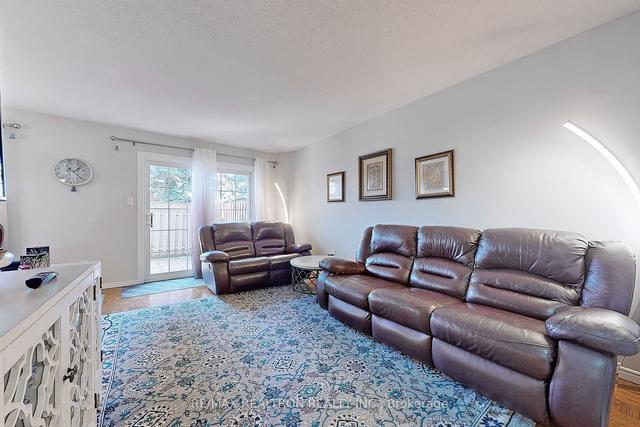 38 - 2440 Bromsgrove Rd, Townhouse with 3 bedrooms, 3 bathrooms and 2 parking in Mississauga ON | Image 33
