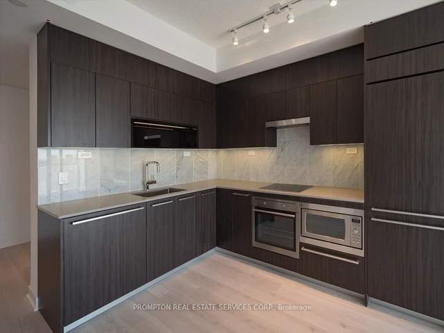 2801 - 70 Queens Wharf Rd, Condo with 1 bedrooms, 1 bathrooms and 1 parking in Toronto ON | Image 7