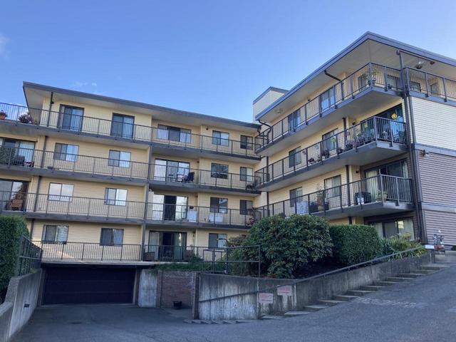 101 - 32110 Tims Avenue, Condo with 1 bedrooms, 1 bathrooms and 1 parking in Abbotsford BC | Image 2
