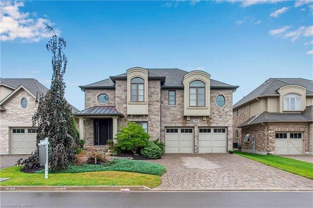 44 Jacob Gingrich Drive, House detached with 5 bedrooms, 4 bathrooms and 5 parking in Kitchener ON | Image 1