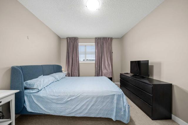 593 Panatella Boulevard Nw, Home with 3 bedrooms, 1 bathrooms and 2 parking in Calgary AB | Image 13