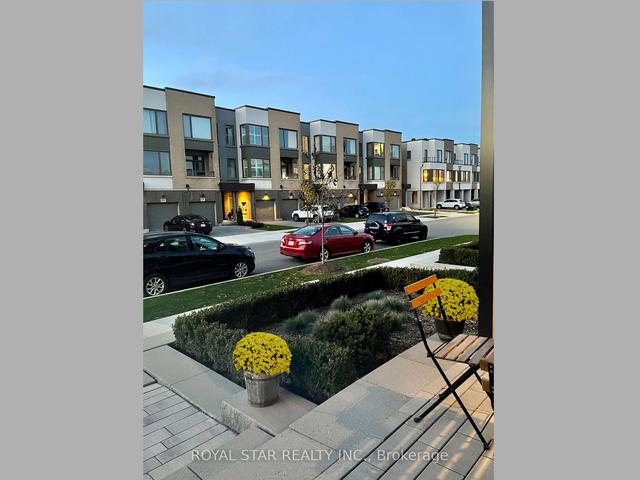 106 - 150 Sabina Dr, Condo with 1 bedrooms, 1 bathrooms and 1 parking in Oakville ON | Image 9