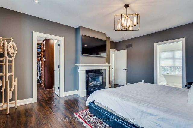 243 Armour Blvd, House detached with 4 bedrooms, 5 bathrooms and 8 parking in Toronto ON | Image 13