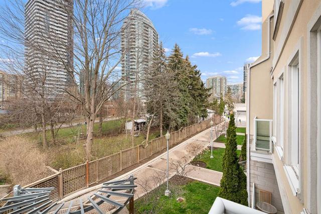 th18 - 70 Byng Ave, Townhouse with 2 bedrooms, 3 bathrooms and 2 parking in Toronto ON | Image 14