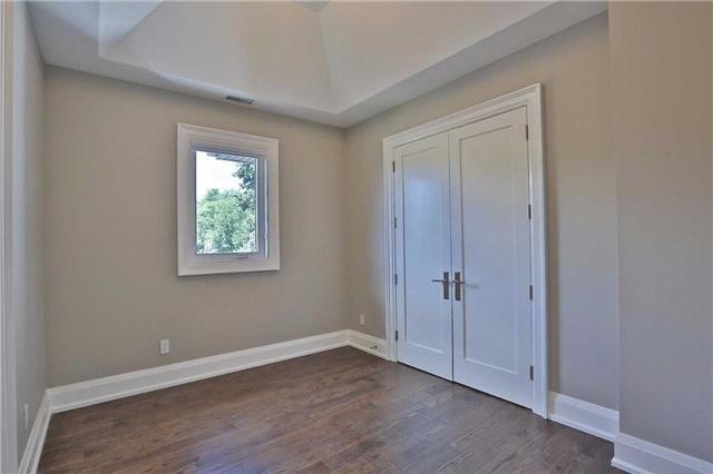 32 Bethnal Ave, House detached with 4 bedrooms, 5 bathrooms and 3 parking in Toronto ON | Image 12