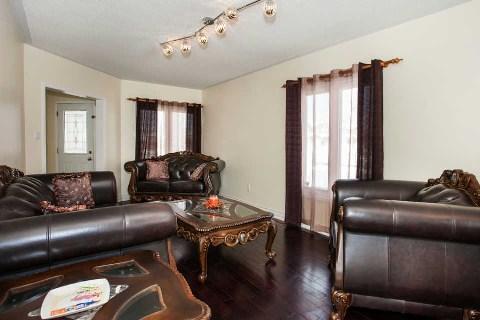 866 Blyleven Blvd, House detached with 3 bedrooms, 4 bathrooms and 4 parking in Mississauga ON | Image 2