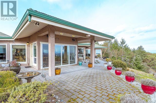 4303 Munn Rd, House detached with 5 bedrooms, 4 bathrooms and 8 parking in Highlands BC | Image 80