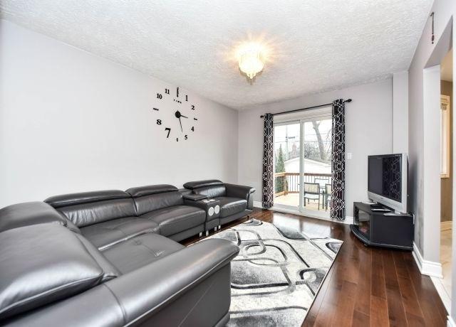 36 Tofield Cres, House detached with 5 bedrooms, 5 bathrooms and 4 parking in Toronto ON | Image 7