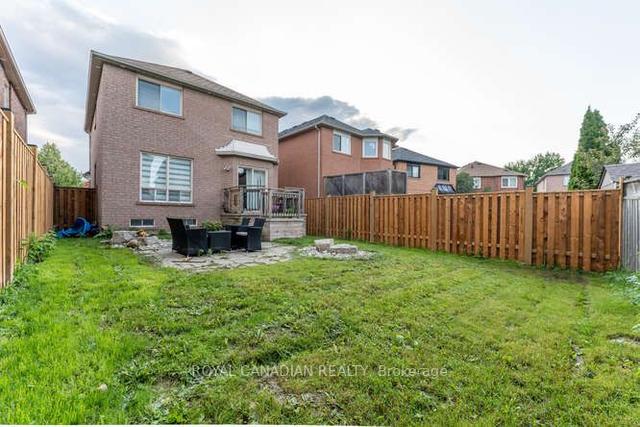 34 Forestgrove Circ, House detached with 3 bedrooms, 3 bathrooms and 5.5 parking in Brampton ON | Image 33