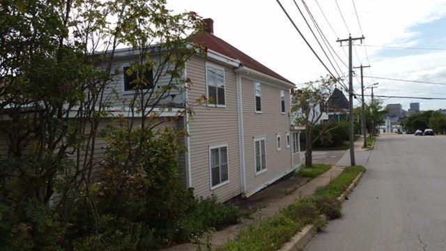 35 Belgrve St N, House detached with 4 bedrooms, 2 bathrooms and 1 parking in Saint John NB | Image 1