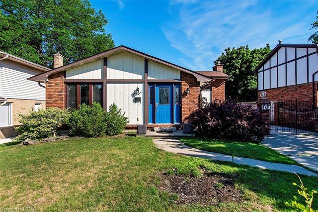 1120 Cambridge Crescent, House detached with 4 bedrooms, 2 bathrooms and 2 parking in Sarnia ON | Image 15