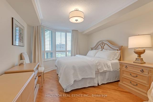 1212 - 89 Skymark Dr, Condo with 2 bedrooms, 3 bathrooms and 2 parking in Toronto ON | Image 4