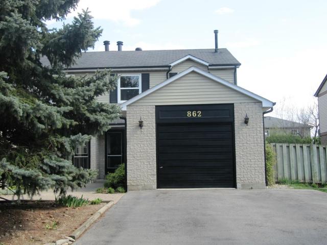 862 Laurier Ave, House semidetached with 3 bedrooms, 3 bathrooms and null parking in Milton ON | Image 1