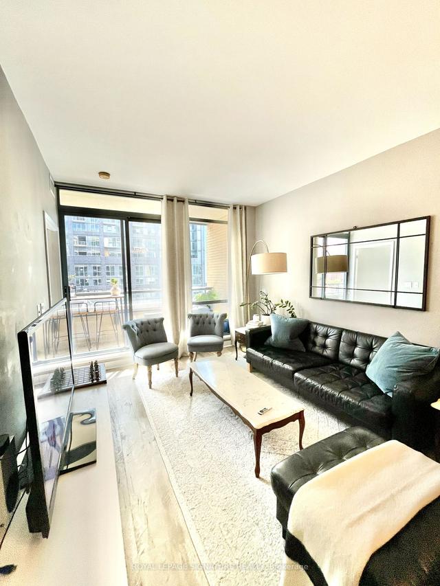 915 - 438 King St W, Condo with 1 bedrooms, 2 bathrooms and 1 parking in Toronto ON | Image 14