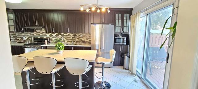 1 Newdale Pl, House detached with 4 bedrooms, 4 bathrooms and 4 parking in Brampton ON | Image 8
