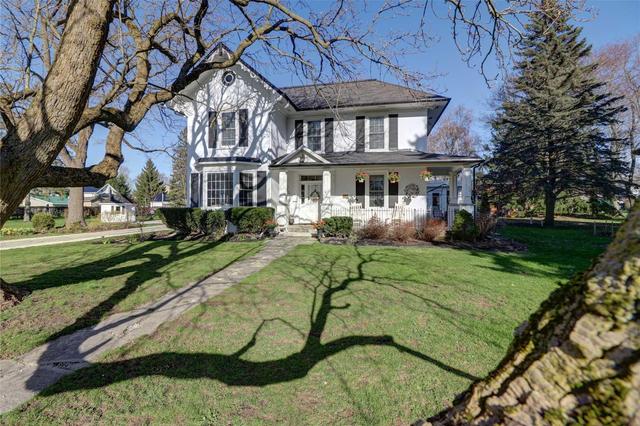 1663 5th Ave E, House detached with 4 bedrooms, 3 bathrooms and 4 parking in Owen Sound ON | Image 1