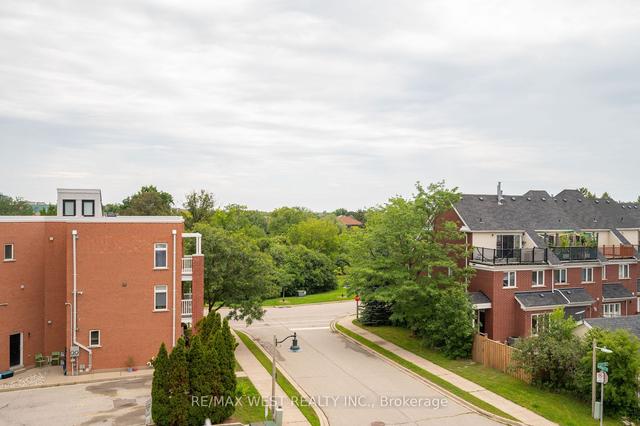 e - 43 Chester St S, Townhouse with 2 bedrooms, 2 bathrooms and 1 parking in Oakville ON | Image 26
