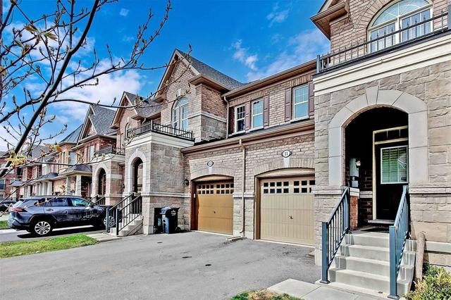 11 Pennycross Cres, House attached with 3 bedrooms, 3 bathrooms and 3 parking in Brampton ON | Image 23