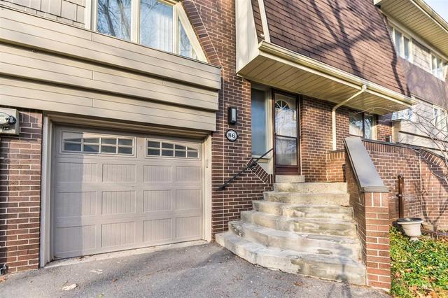 86 Flaming Rose Way, Townhouse with 3 bedrooms, 3 bathrooms and 1 parking in Toronto ON | Image 2
