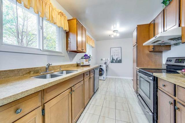 (upper) - 2835 Hollington Cres, House semidetached with 3 bedrooms, 1 bathrooms and 2 parking in Mississauga ON | Image 12