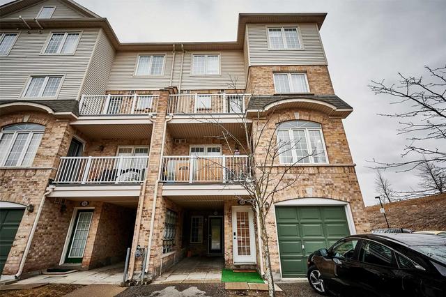 65 - 42 Pinery Tr, Townhouse with 3 bedrooms, 2 bathrooms and 1 parking in Toronto ON | Image 1