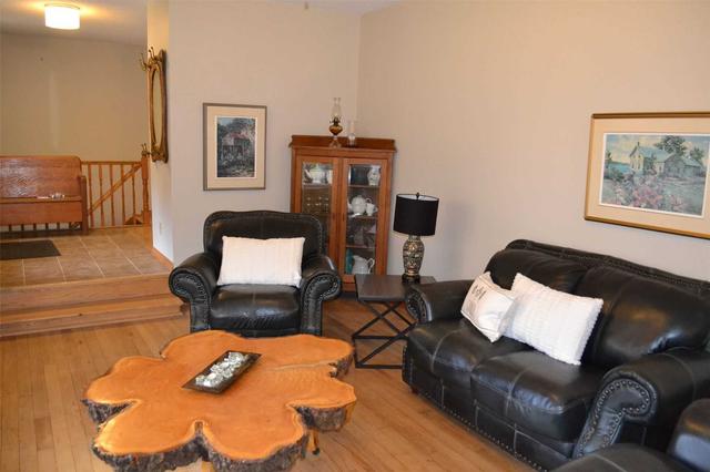 1140 Somerville 3rd Conc. Rd, House detached with 3 bedrooms, 2 bathrooms and 8 parking in Kawartha Lakes ON | Image 3