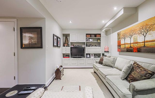 20 Renoir Dr, House detached with 4 bedrooms, 4 bathrooms and 4 parking in Vaughan ON | Image 19